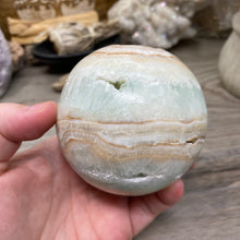 Bild in Galerie-Viewer laden, Blue Aragonite 76mm Sphere #05