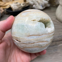 Bild in Galerie-Viewer laden, Blue Aragonite 76mm Sphere #05