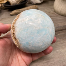 Bild in Galerie-Viewer laden, Blue Aragonite 78mm Sphere #06