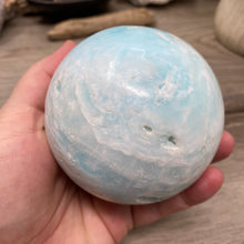 Bild in Galerie-Viewer laden, Blue Aragonite 78mm Sphere #06