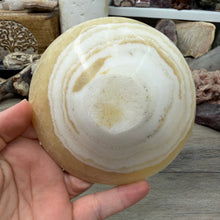Load image into Gallery viewer, Onyx Banded Morocco 4.5" Bowl #05