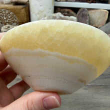 Load image into Gallery viewer, Onyx Banded Morocco 4.5" Bowl #05