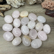 Load image into Gallery viewer, Pink Calcite / Mangano Palm Stones