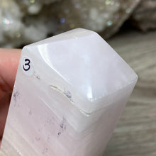 Bild in Galerie-Viewer laden, Pink Calcite / Mangano Tower #03