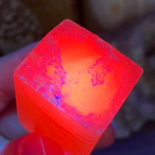 Bild in Galerie-Viewer laden, Pink Calcite / Mangano Tower #04 * SPLIT