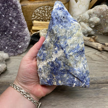 Chargez l'image dans la visionneuse de la galerie, Sodalite Rough #03