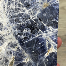 Chargez l'image dans la visionneuse de la galerie, Sodalite Rough #05