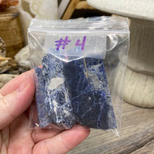 Bild in Galerie-Viewer laden, Sodalite Small Rough Slabs Set #04