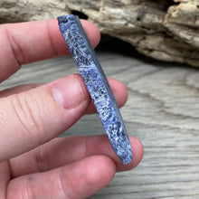 Bild in Galerie-Viewer laden, Sodalite Small Rough Slabs Set #11