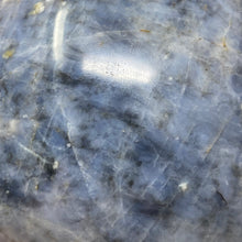 Bild in Galerie-Viewer laden, Dumortierite "Blue Quartz" Large Sphere #03 - 3.35" / 85mm