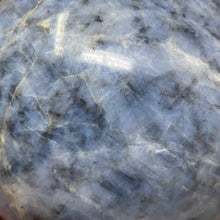 Bild in Galerie-Viewer laden, Dumortierite "Blue Quartz" Large Sphere #04 - 3.45" / 87mm
