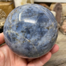 Bild in Galerie-Viewer laden, Dumortierite "Blue Quartz" Large Sphere #05 - 3.54" / 90mm
