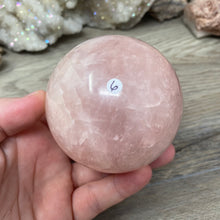 Bild in Galerie-Viewer laden, Rose Quartz Sphere #06 - 2.90" / 73mm