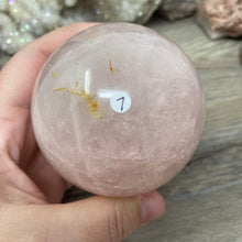 Bild in Galerie-Viewer laden, Rose Quartz Sphere #07 - 2.90" / 73mm