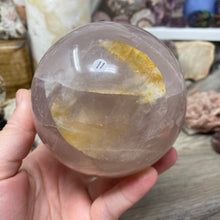 Bild in Galerie-Viewer laden, Rose Quartz Sphere #11 - 3.68" / 93mm