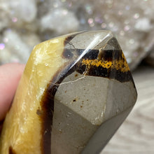 Load image into Gallery viewer, Septarian Double Point #04 - 4.88"/124mm