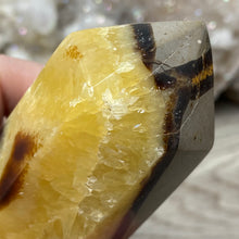 Load image into Gallery viewer, Septarian Double Point #04 - 4.88"/124mm