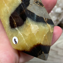 Bild in Galerie-Viewer laden, Septarian Double Point #08 - 5.47"/139mm