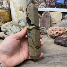 Bild in Galerie-Viewer laden, Septarian Double Point #10 - 6.94"/176mm