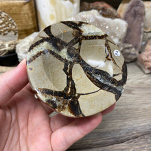 Load image into Gallery viewer, Septarian Bowl #02 - 3.35" x 1.24"