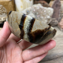 Load image into Gallery viewer, Septarian Bowl #02 - 3.35" x 1.24"