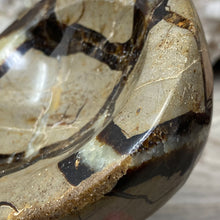 Load image into Gallery viewer, Septarian Bowl #03 - 3.32" x 1.20"
