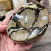 Load image into Gallery viewer, Septarian Bowl #03 - 3.32" x 1.20"