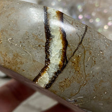 Load image into Gallery viewer, Septarian Bowl #06 - 3.63" x 1.16"