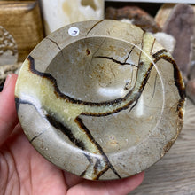 Load image into Gallery viewer, Septarian Bowl #06 - 3.63" x 1.16"