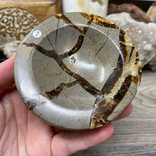 Load image into Gallery viewer, Septarian Bowl #07 - 3.57" x 1.31"