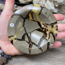 Load image into Gallery viewer, Septarian Bowl #08 - 3.43" x 1.38"