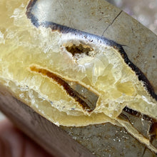 Load image into Gallery viewer, Septarian Bowl #09 - 3.90" x 1.30"