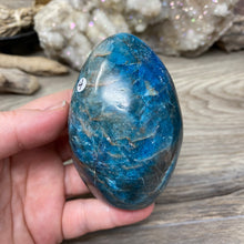 Bild in Galerie-Viewer laden, Blue Apatite Freeform #04