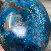 Bild in Galerie-Viewer laden, Blue Apatite Freeform #04