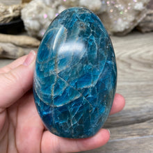 Bild in Galerie-Viewer laden, Blue Apatite Freeform #05