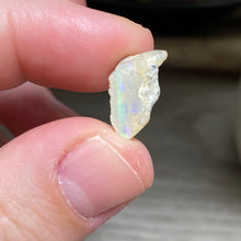Bild in Galerie-Viewer laden, Welo Ethiopian Opal Small Rough Set #06