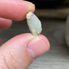 Bild in Galerie-Viewer laden, Welo Ethiopian Opal Small Rough Set #06
