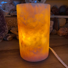 Bild in Galerie-Viewer laden, Onyx 7" Cylinder Lamp from Mexico