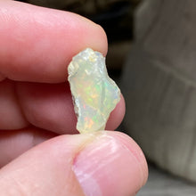 Bild in Galerie-Viewer laden, Welo Ethiopian Opal Small Rough Set #13