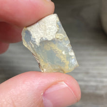 Bild in Galerie-Viewer laden, Welo Ethiopian Opal Small Rough Set #14