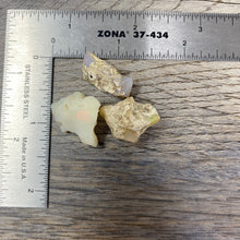 Bild in Galerie-Viewer laden, Welo Ethiopian Opal Small Rough Set #17