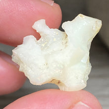 Bild in Galerie-Viewer laden, Welo Ethiopian Opal Small Rough Set #17