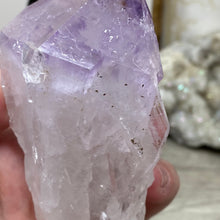 将图像加载到图库查看器中,Natural Amethyst Point from Brazil #01
