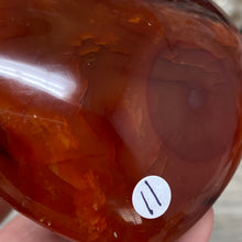 Bild in Galerie-Viewer laden, Carnelian Heart Palm Stone #11