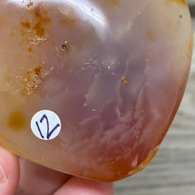 Bild in Galerie-Viewer laden, Carnelian Heart Palm Stone #12