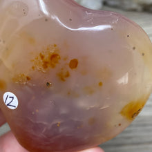 Bild in Galerie-Viewer laden, Carnelian Heart Palm Stone #12