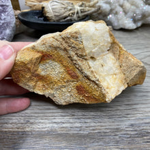 Bild in Galerie-Viewer laden, Red / Tangerine Quartz Cluster #001