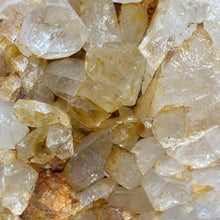 Bild in Galerie-Viewer laden, Red / Tangerine Quartz Cluster #001