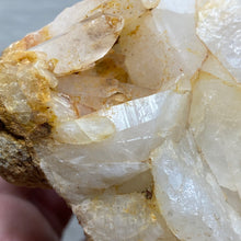 Bild in Galerie-Viewer laden, Red / Tangerine Quartz Cluster #001