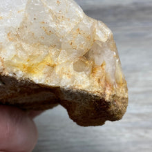 Bild in Galerie-Viewer laden, Red / Tangerine Quartz Cluster #001